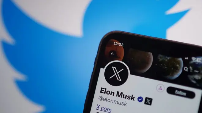 منصة تويتر تغير اسمها إلى منصة "X"