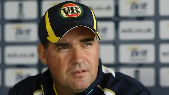 مکی آرتھر نے شارجہ ٹیسٹ کے چوتھے دن یہ کہہ کر سب کو حیران کردیا کہ تیسرے ٹیسٹ سے قبل ہی پاکستانی ٹیم کا مشن مکمل ہو چکا ہے