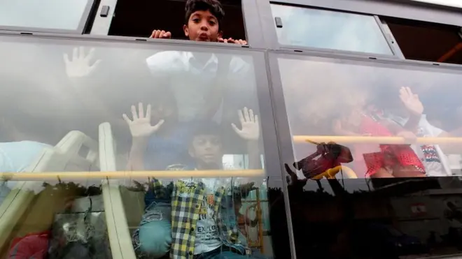 رغم الانتقادات...لبنان يستأنف إعادة اللاجئين السوريين لبلادهم