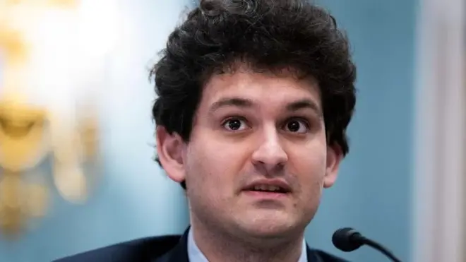 سام بانكمان فرايد مؤسس بورصة إف تي إكس.