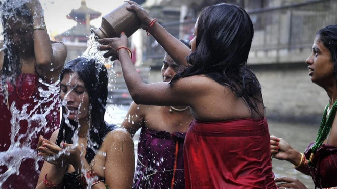 مراسم تطهر من الحيض في نيبال