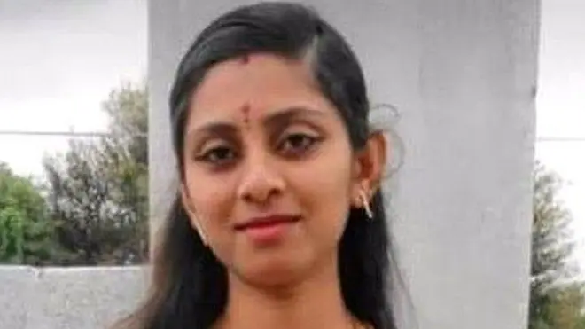 గర్భవతిగా ఉన్న 9 నెలలూ కృతిక ఆస్పత్రికి వెళ్లలేదు