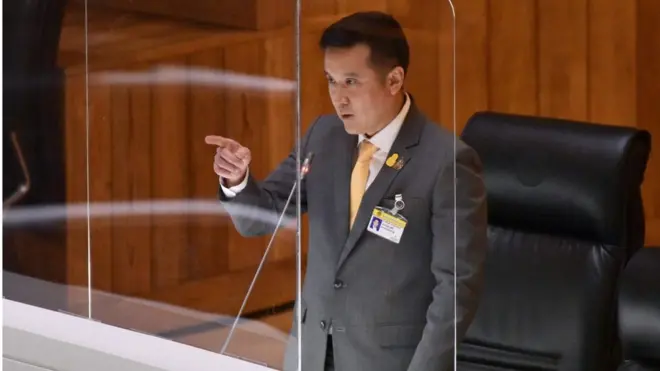 รมว.ดีอีเอส