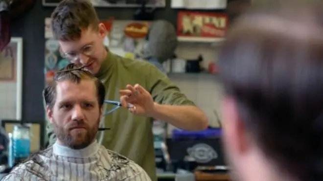 В салоне "Честный Ал" по-прежнему принимают клиентов