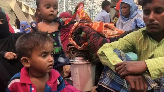 دہلی کے کیمپ میں آباد روہنگیا کے پاس اقوام متحدہ کی جانب سے جاری کیا ہوا کارڈ تھا جو ایک رضا کار کے مطابق آگ کی نذر ہو گیا ہے