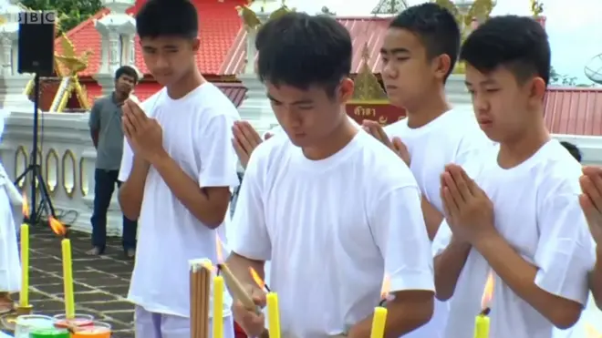 Для чого врятованих тайських дітей посвятили у ченці?