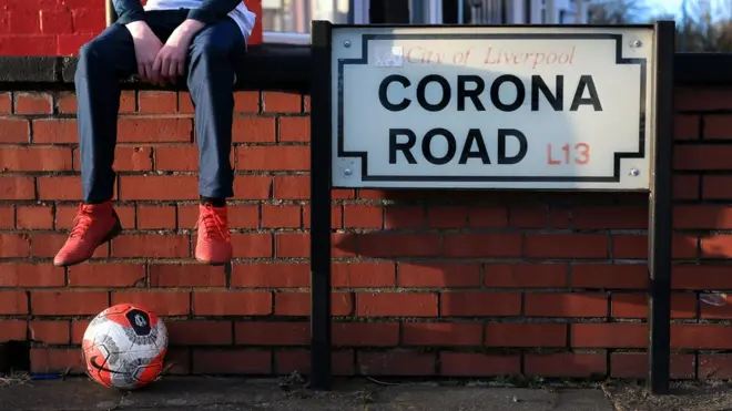 Фудбалери апелују на све - останите код куће