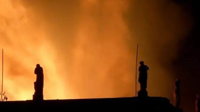 Пожар в бразильском музее