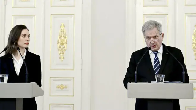 Президент Фінляндії Саулі Нійністе та прем'єрка Санна Марін оголосили про намір країни стати членом НАТО