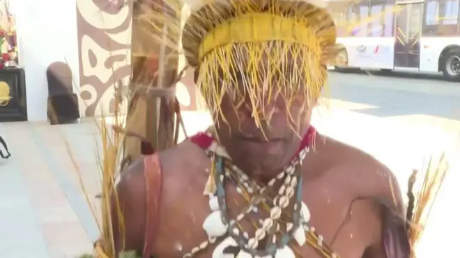 Papua Nova Gvineja, zemlja 800 jezika