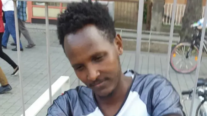 ሃሩን ኣሕመድ ኣብ ስደት