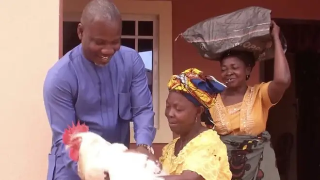 Ụmụajadu atọ enweghị nwa