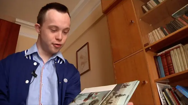 "Хочу працювати" - перший бакалавр із синдромом Дауна