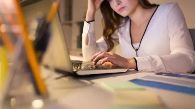 لماذا نماطل حتى في أداء أبسط المهام؟