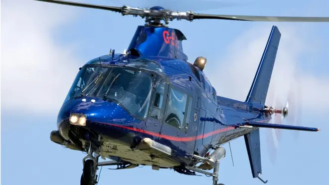 Helikopter Agusta-Westland tipe 109 sedang mengudara.