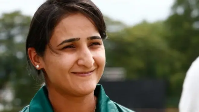 بسمہ کو کپتانی پر برقرار رکھا گیا ہے