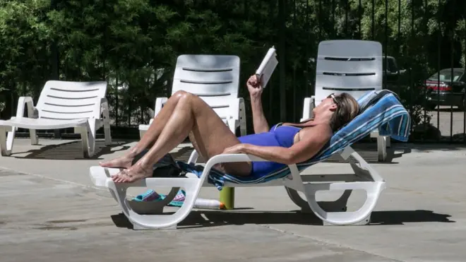 Відпустка з книгою - такий вид відпочинку стає особливо популярним