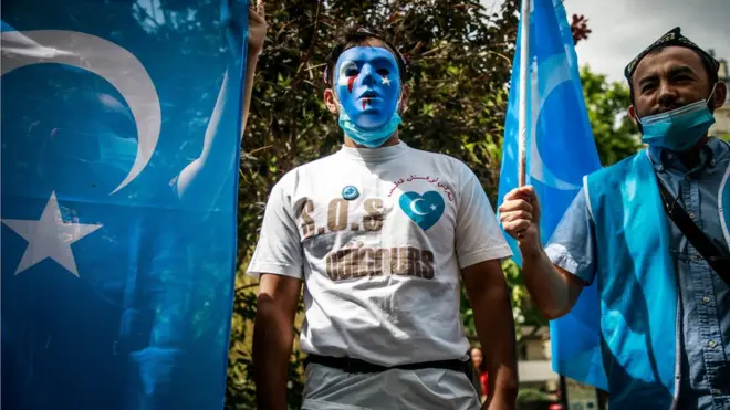 يعاني الأويفور من اضطهاد كبير من السلطات الصينية