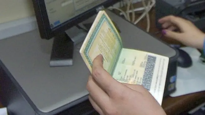 مقامی میڈیا میں لاہور ہائی کورٹس کے علاوہ دیگر ہائی کورٹس میں بھی دوہری شہریت کے حامل ججز کے بارے میں خبریں شائع ہوتی رہی ہیں