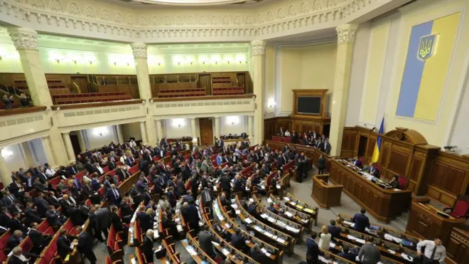 Верховна Рада сьогодні може розглянути проекти щодо Донбасу