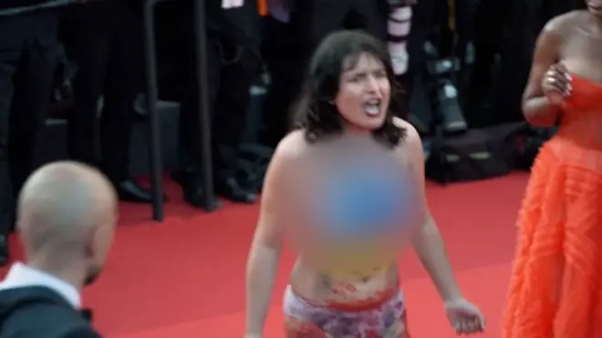 تتعرى "احتجاجا على العنف الجنسي" في أوكرانيا