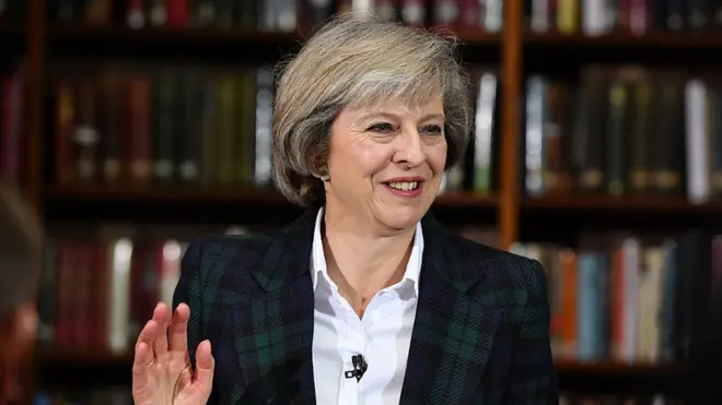Тереза Мэй входит у букмекеров в число фаворитов в борьбе за премьерское кресло