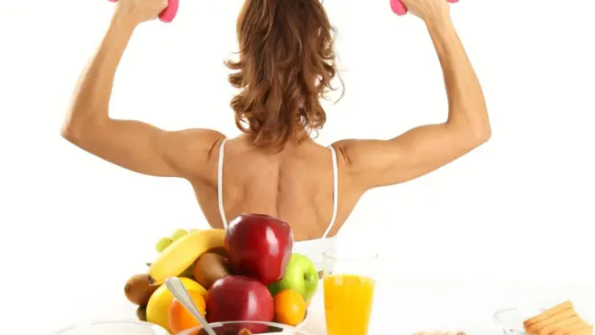 ผู้หญิงเบ่งกล้าม