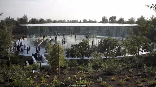 Một góc nhìn của hội trường Steve Jobs tại Apple Park ở Cupertino, California