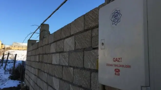 Azəriqaz qazın verilməsində yaranan problemləri havanın tempraturunun kəskin dəyişməsi ilə izah edir.