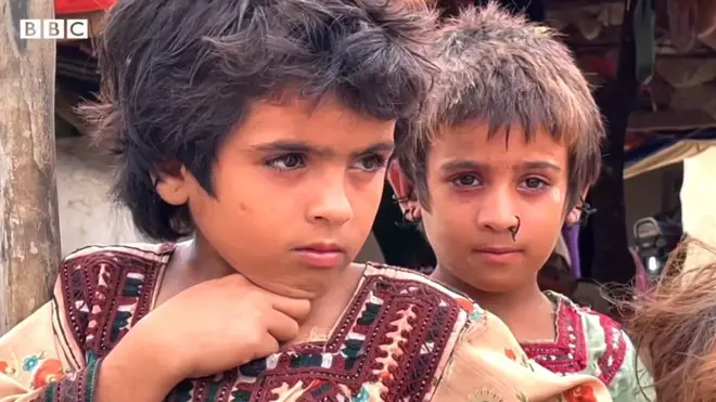 పాకిస్తాన్ చిన్నారులు