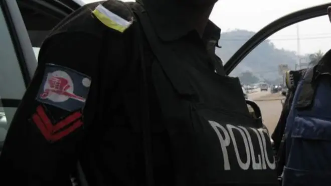 La police nigériane traque d'autres membres du gang suspect