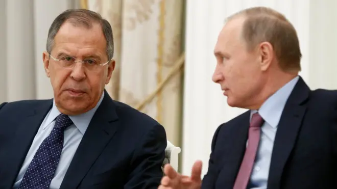 پوتین و لاوروف - پوتین اقدامات پیشنهادی وزارت خارجه روسیه را نپذیرفته است