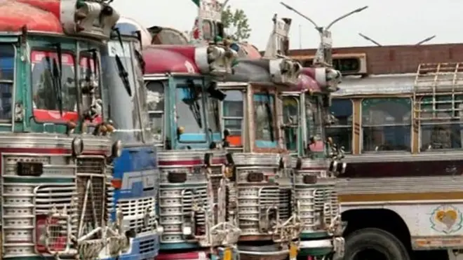 अनुच्छेद 370 खत्म होने के करीब एक महीने बाद भी घाटी में सामान्य नहीं हुए हैं हालात