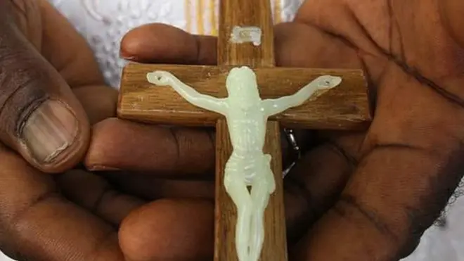 እቲ ሰብኣያ ኣበናይ ቤተ-ክርስትያን ከይዱ ከምዝተናዘዘ ዝተዋህበ ሓበሬታ የለን