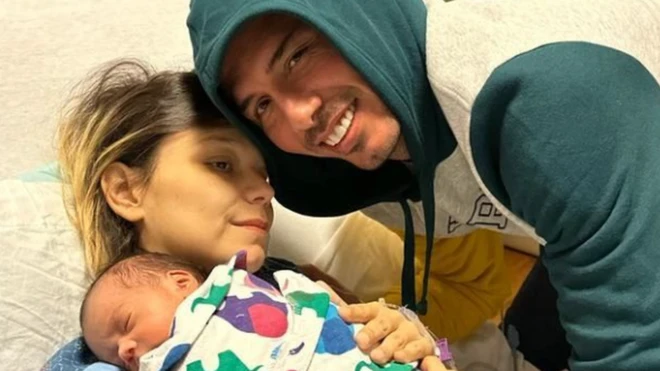 Juan José nació por cesárea de emergencia. A las 24 horas ya respiraba por sí mismo.