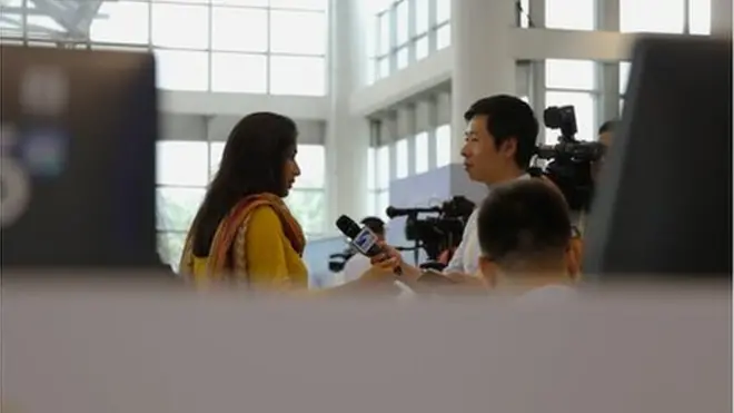 印度记者接受中国媒体采访