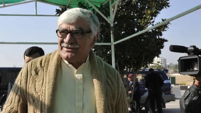 اسفندیار ولی خان نے گذشتہ روز وزیر اعظم کی جانب سے طلب کی گئی آل پارٹیز کانفرنس میں بھی شرکت نہیں کی تھی