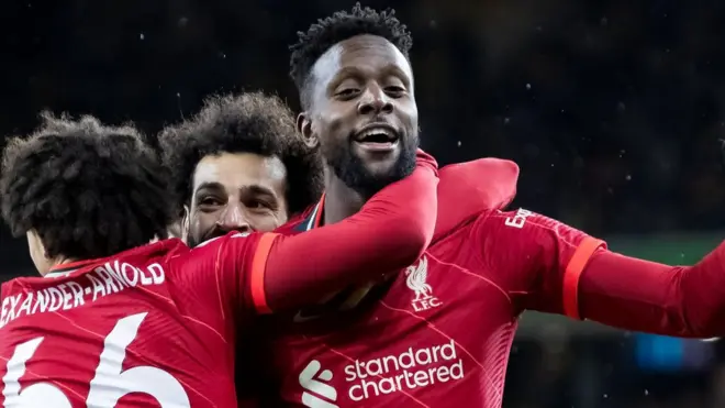 Divock Origi akishangilia kufugia Liverpool bao
