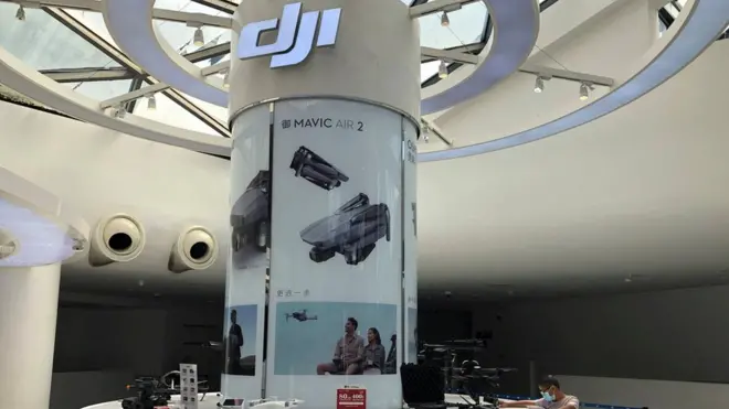 大疆創新科技有限公司（Dji）總部設在深圳，在全球100多個國家有業務。本次的俄、烏戰爭使這家科技公司面臨選擇。