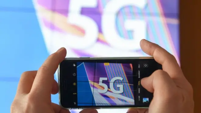 Nama mobaayila keessaan 5G ilaalaajiru