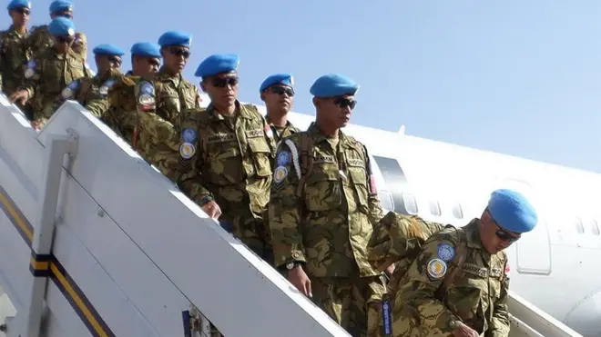 Salah satu kontingen pasukan penjaga perdamaian Indonesia untuk UNAMID, saat tiba di El Geneina, Darfur Barat, pada 21 Februari 2015.