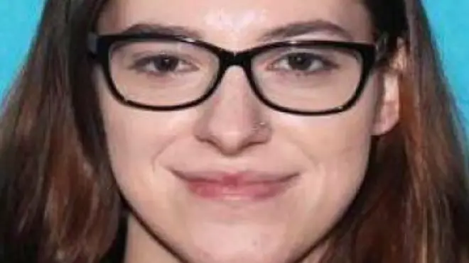 رايلي جون وليامز.