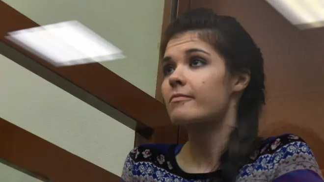 Караулова назвала свое поведение подростковым бунтом