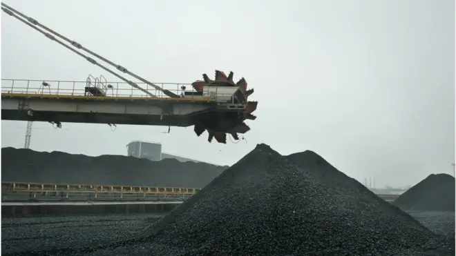 Формула "Роттердам +": вартість вугілля у виробництві теплової генерації розраховується за формулою "вартість вугілля у порту Роттердам плюс вартість його доставки в Україну"