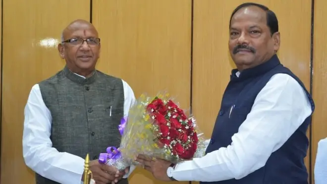 सरयू राय (बाएं) रघुवर दास के साथ