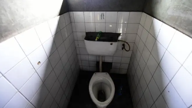 toilet