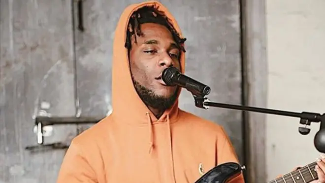 Police say na Burna Boy papa Samuel Ogulu na im visit dia investigating police officer wey dey on top di case.