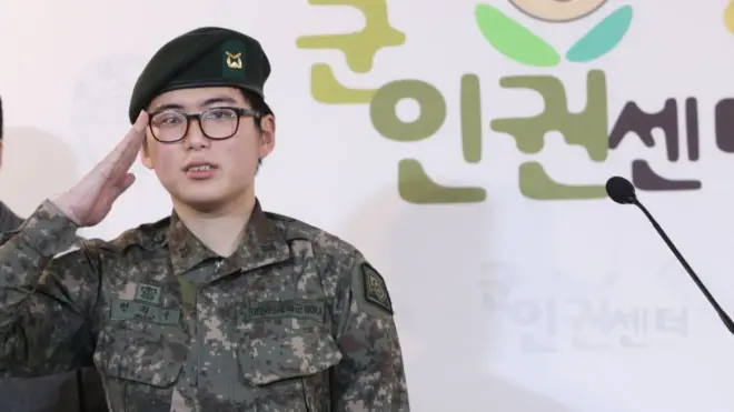 변 전 하사는 창군 이후 현역 복무 중 성전환 수술을 받은 첫 여성이다