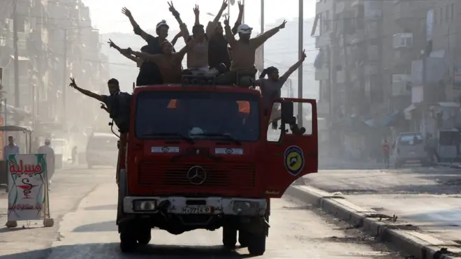 Сирийские повстанцы в Алеппо утверждают, что прорвали блокаду