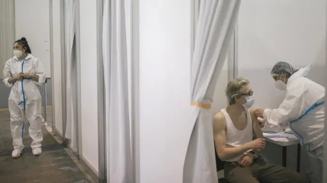 вакцинација, вакцина